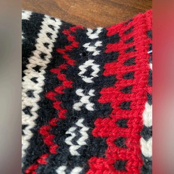 Ralph Lauren Sweater Women’s Medium Aztec Pattern 10% Lambswool Hand Knit - Picture 7 of 7